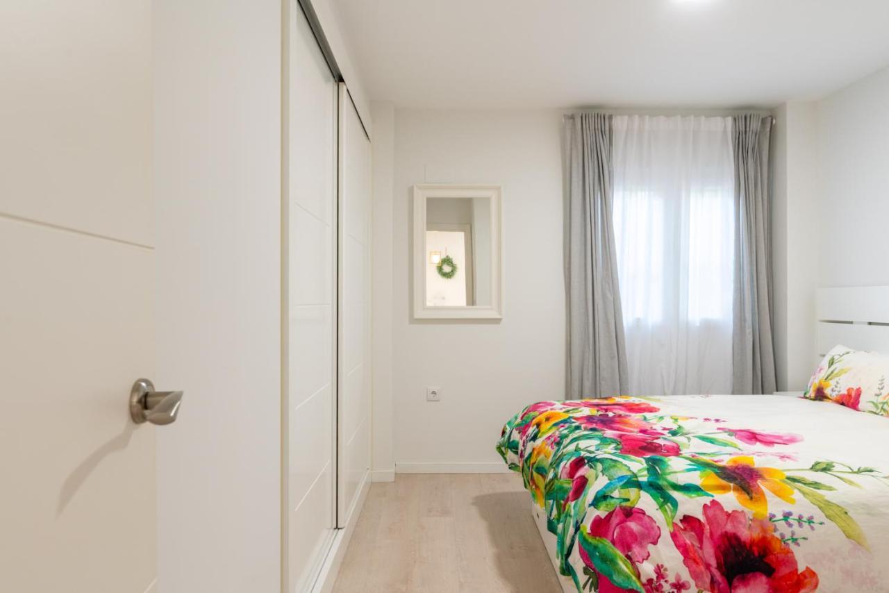 Apartament Whitey Aparment In Triana Sewilla Zewnętrze zdjęcie
