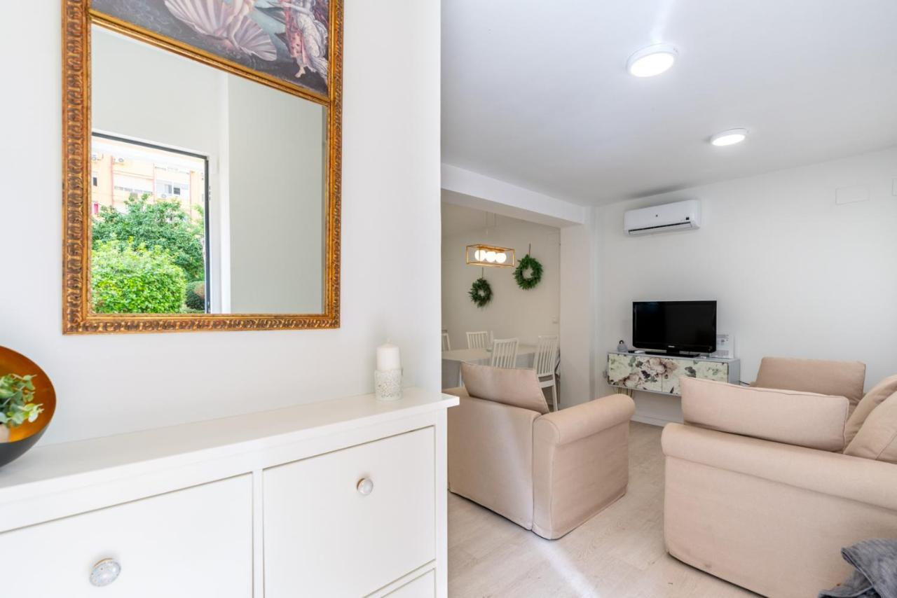 Apartament Whitey Aparment In Triana Sewilla Zewnętrze zdjęcie